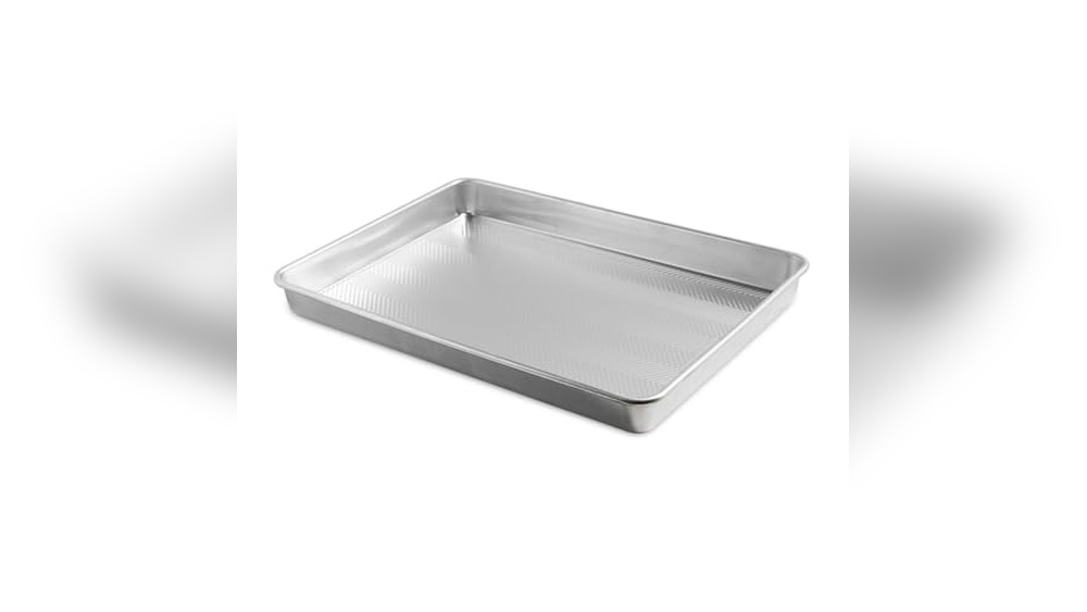 Nordic Ware Prism 21×15 Inch Pan Review: XL Capacity