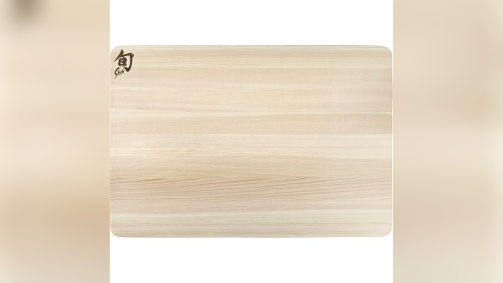 Shun Hinoki Cutting Board – Medium Review 2026: Safe Choice