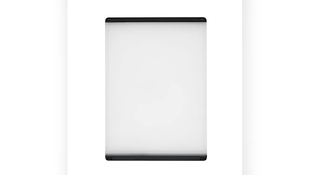 OXO Good Grips Plastic Utility Cutting Board Review 2026