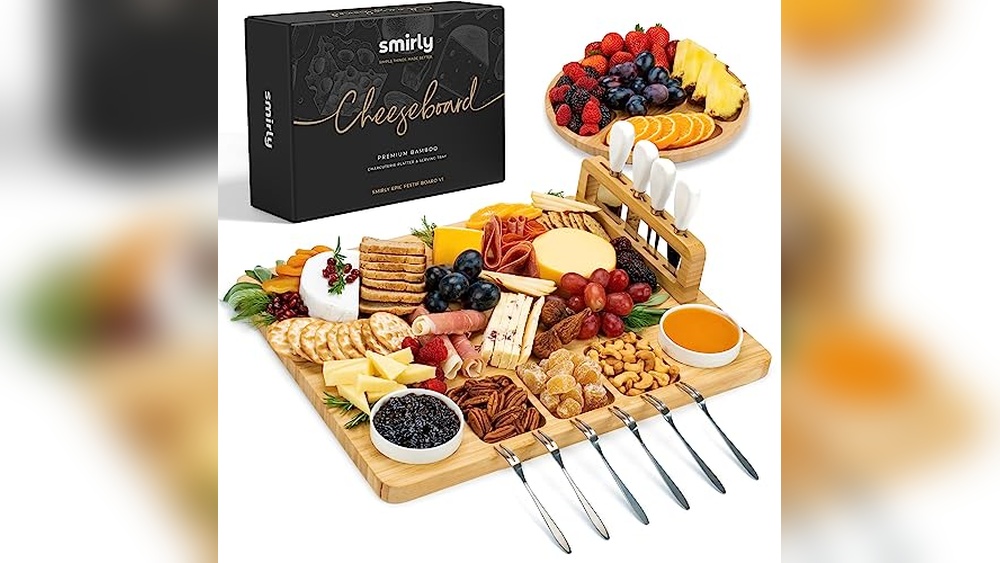 SMIRLY Charcuterie Boards Set : Perfect Gift for Couples