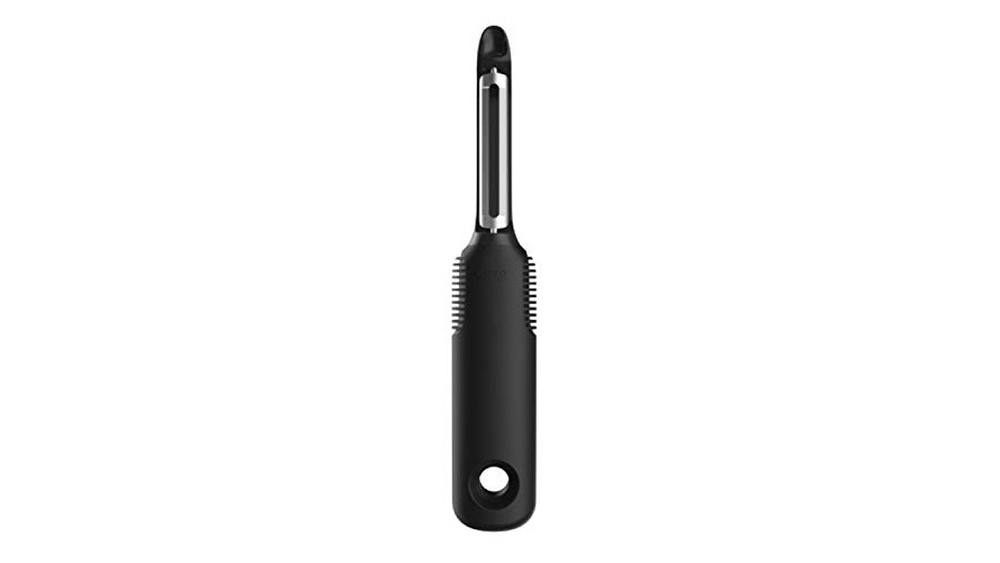 Best Ergonomic Vegetable Peelers: Swivel Vs. Y-Peeler