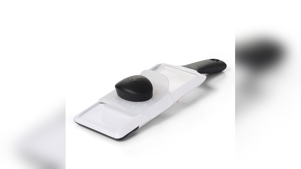 Top-Rated Handheld Mandolines With Integrated Safety Guards