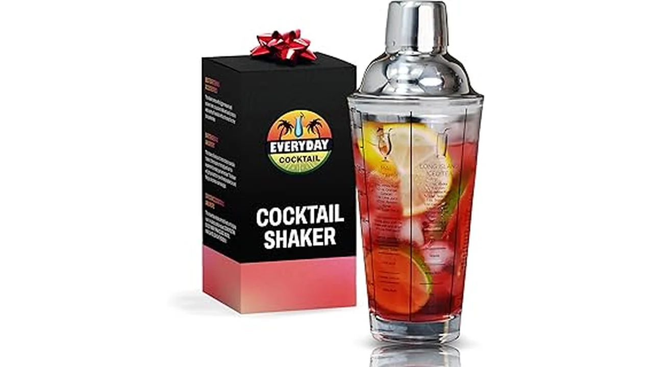 Best Low-Calorie Drink Mixer Recipes And The Equipment To Make Them