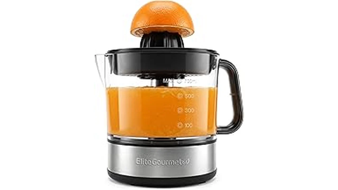 Best Compact Juicer For Small Kitchen Counters That Still Packs A Punch